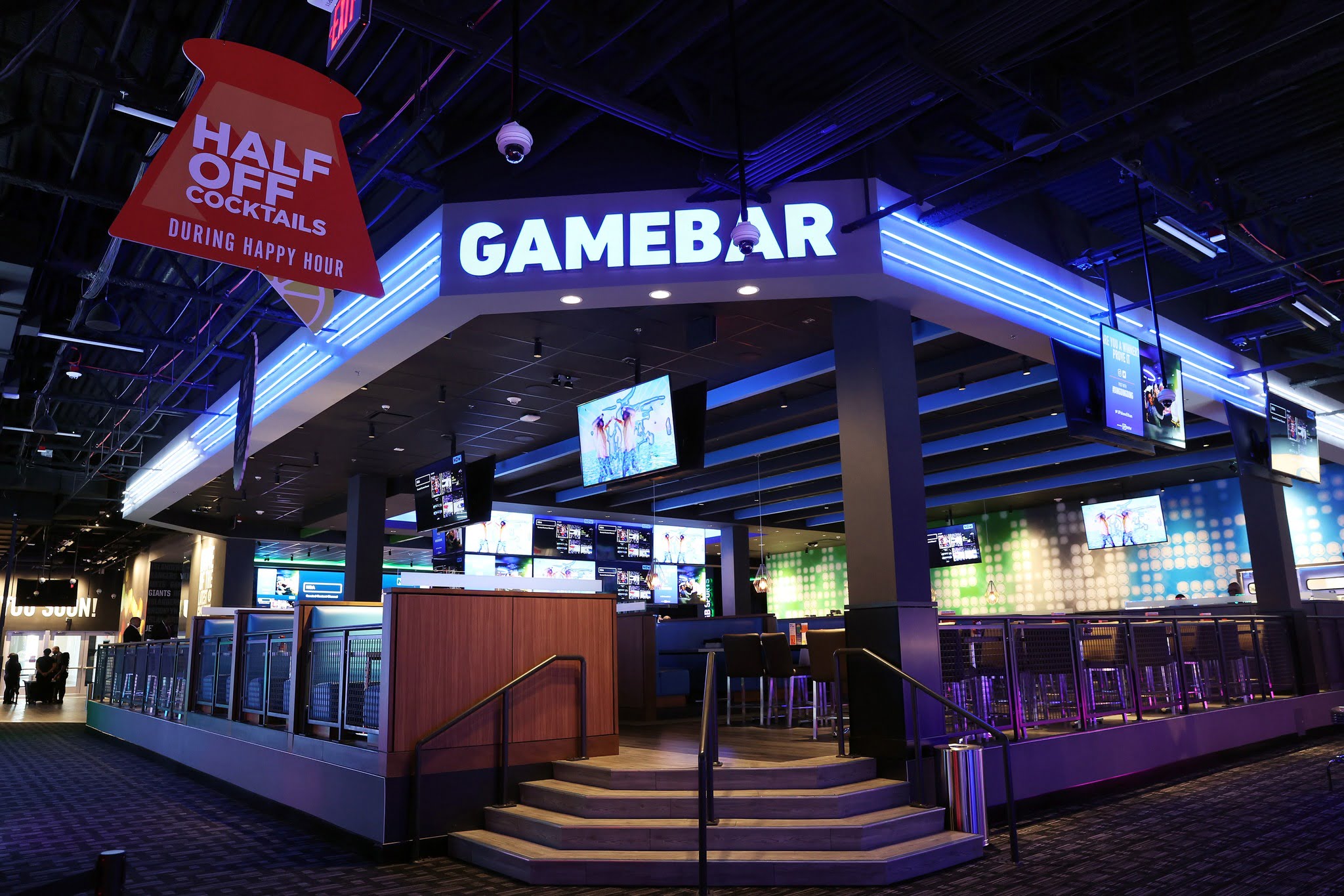 Who owns Dave and Buster's? Do they Franchise In 2022? Vetted Biz